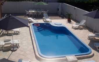 Pool von oben